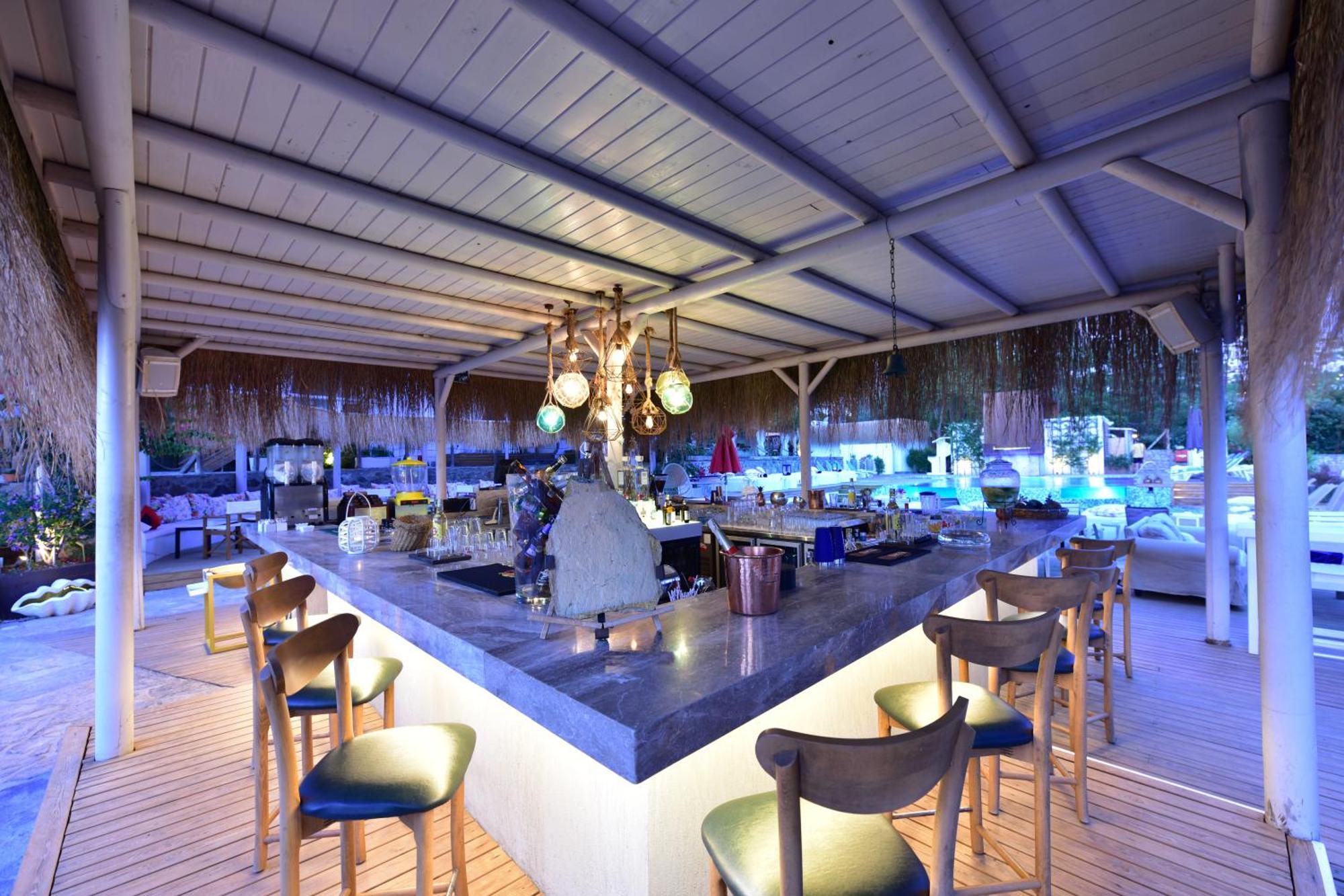 Moon Beach&hotel